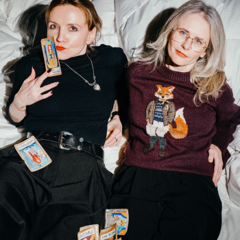 Marta Elīna Martinsone, Daina Dabūna